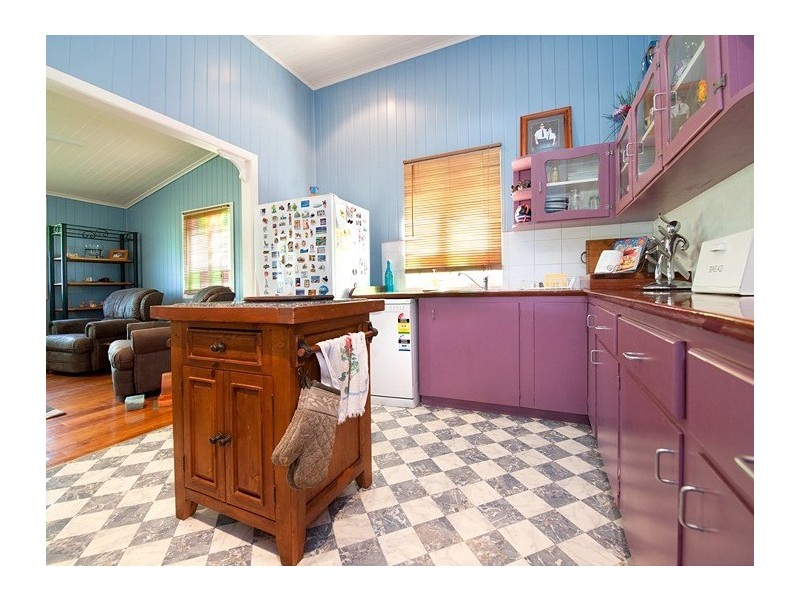 43 Church Street, Allenstown QLD 4700