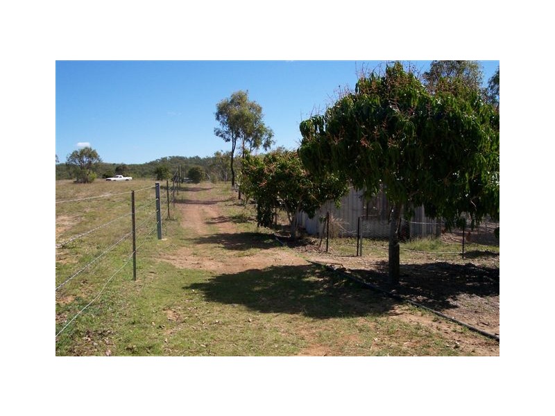 77 Sneddon Road, Limestone Creek QLD 4701