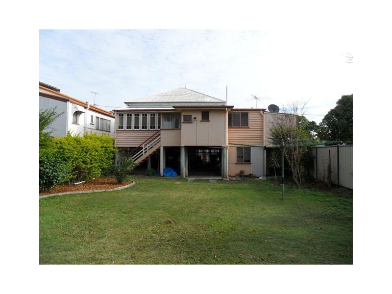 1 Cousins Street, The Range QLD 4700