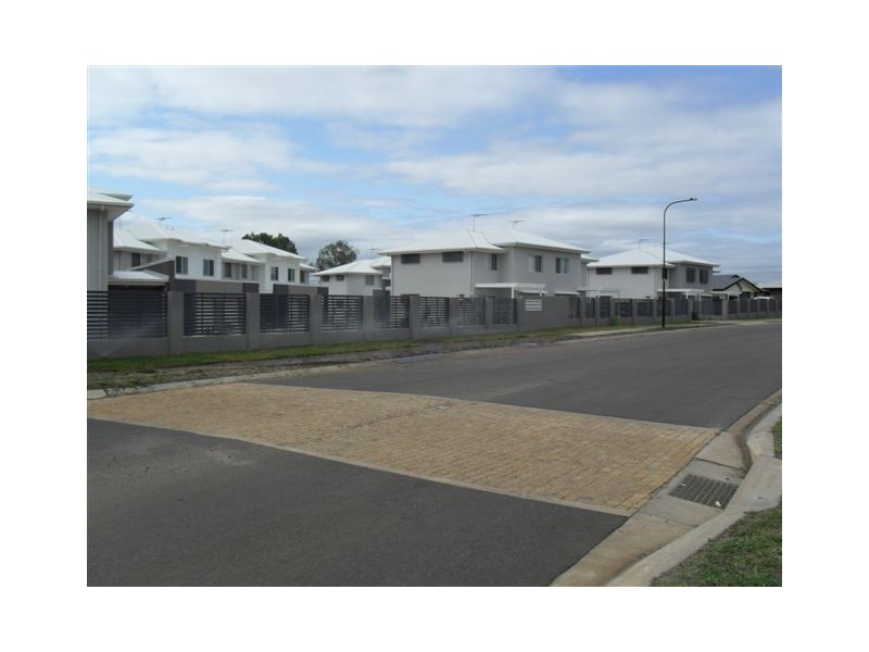 L 1-14 Corner Chatterton Boulevard & Lilly Pilly Avenue, Gracemere QLD 4702