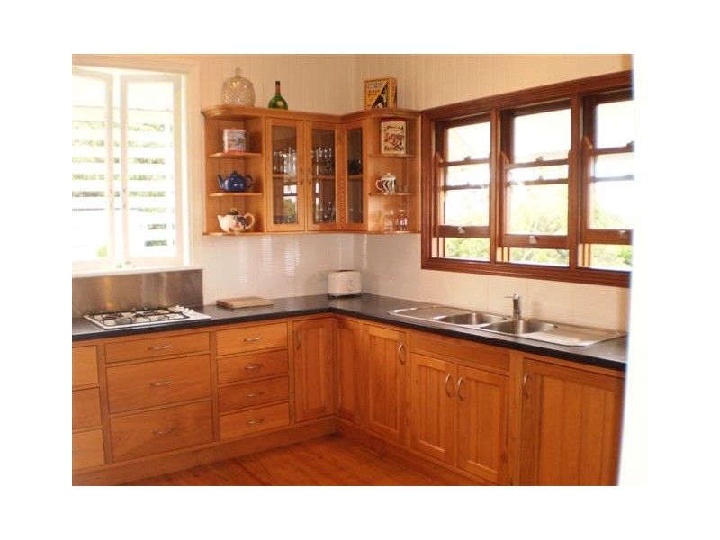 25 Lennox Street, The Range QLD 4700