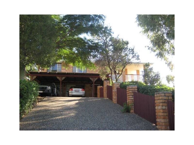 19 Hutcheon Street, Kawana QLD 4701