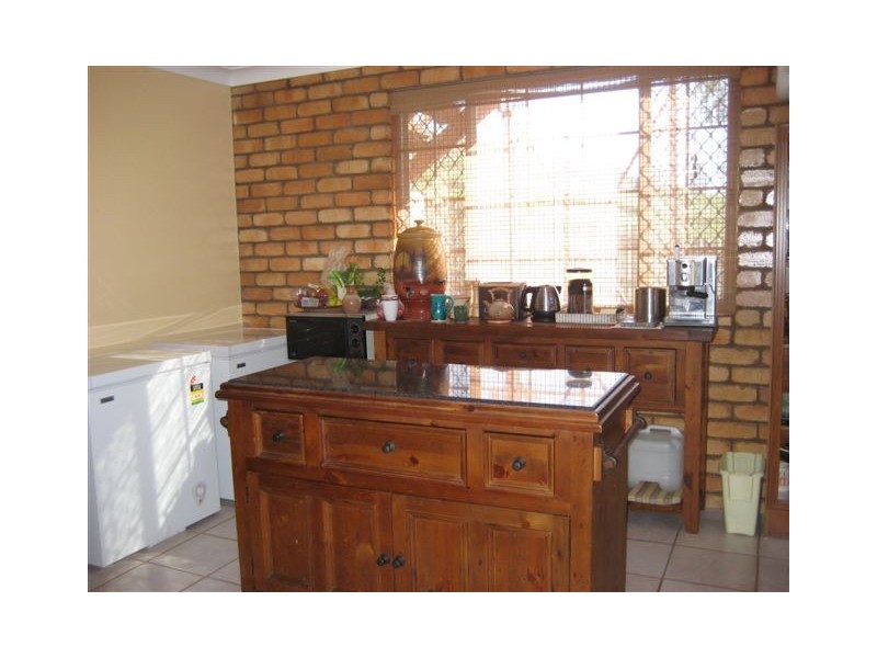 19 Hutcheon Street, Kawana QLD 4701