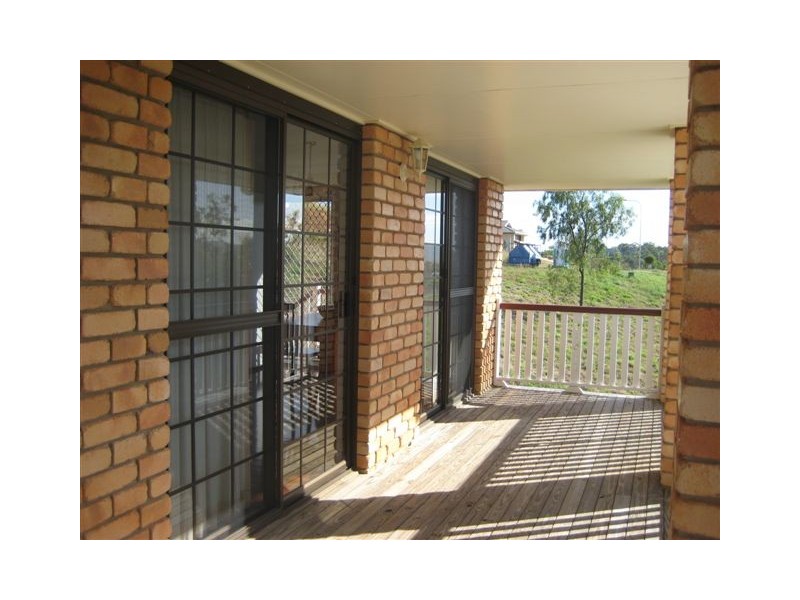 19 Hutcheon Street, Kawana QLD 4701