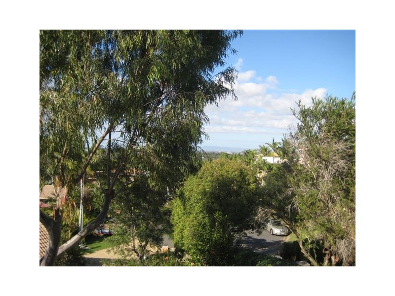 19 Hutcheon Street, Kawana QLD 4701