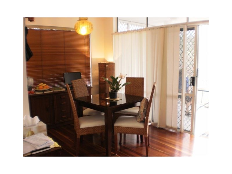 2/14 Victoria Parade, Rockhampton City QLD 4700