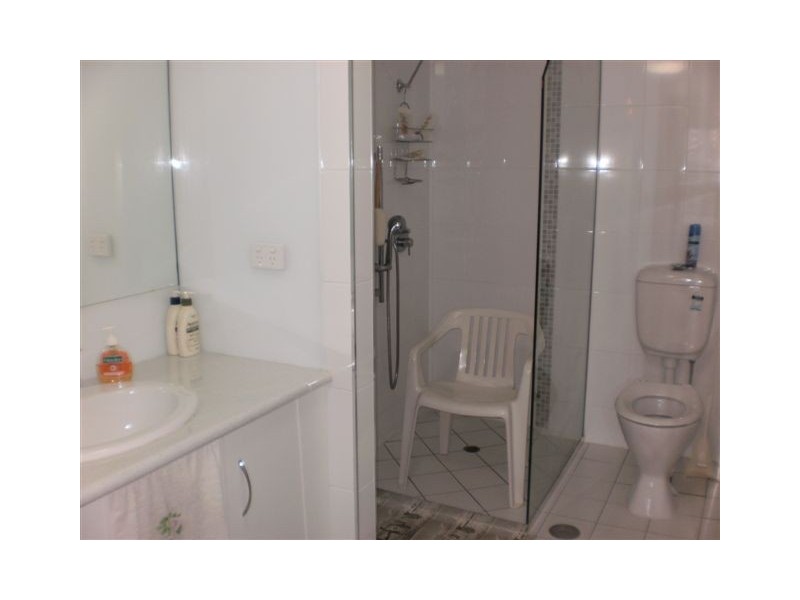 2/14 Victoria Parade, Rockhampton City QLD 4700