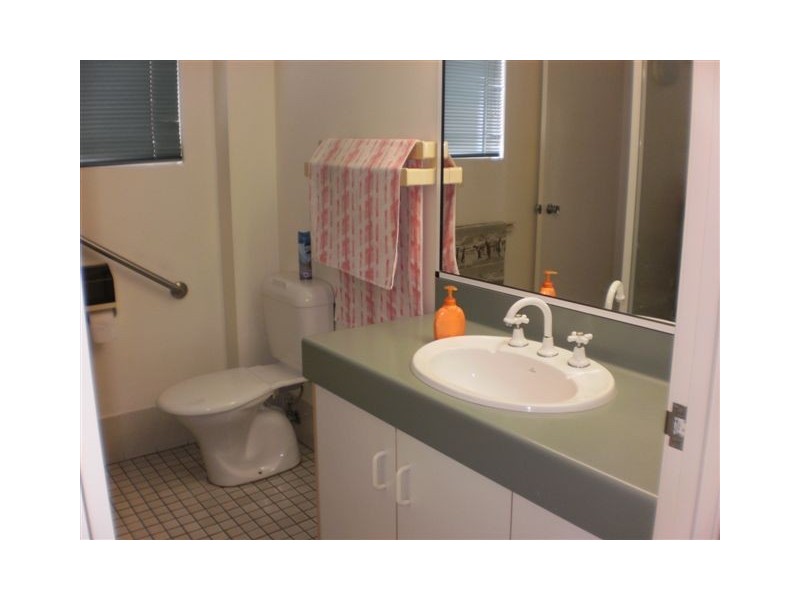 2/14 Victoria Parade, Rockhampton City QLD 4700