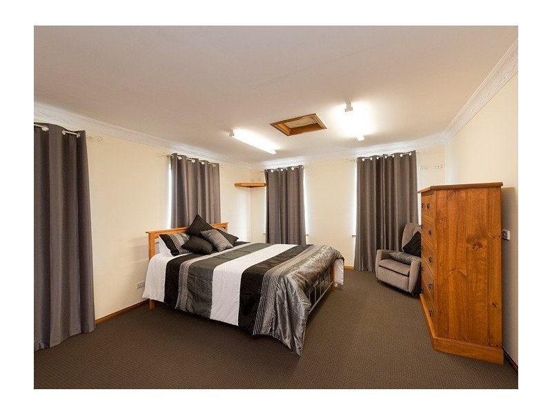 146 Agnes Street, The Range QLD 4700