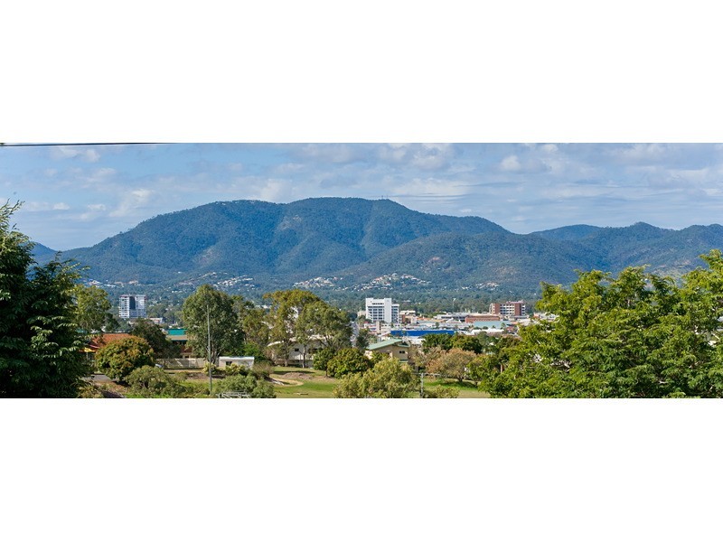 146 Agnes Street, The Range QLD 4700