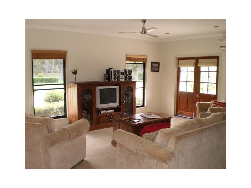 180 Pink Lily, Pink Lily QLD 4702