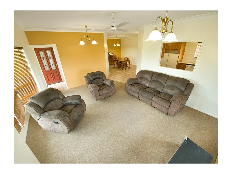 94 Fons Drive, Glendale QLD 4711