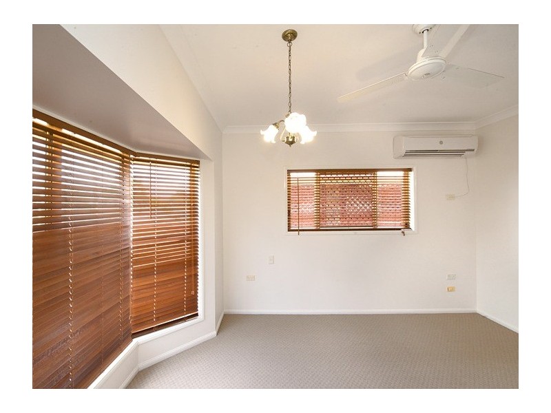 94 Fons Drive, Glendale QLD 4711