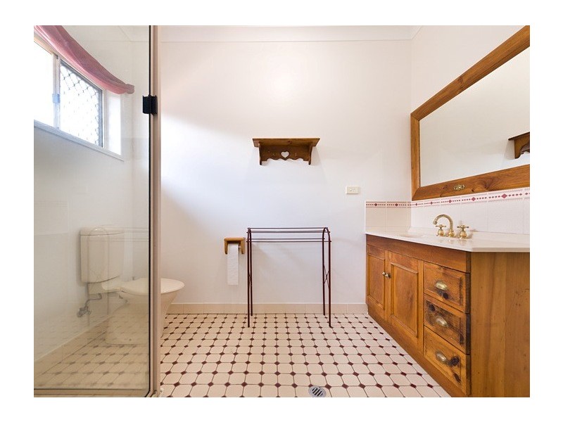 94 Fons Drive, Glendale QLD 4711