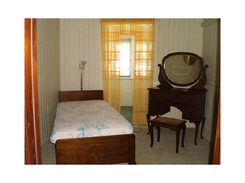 23 Brecknell Street, The Range QLD 4700