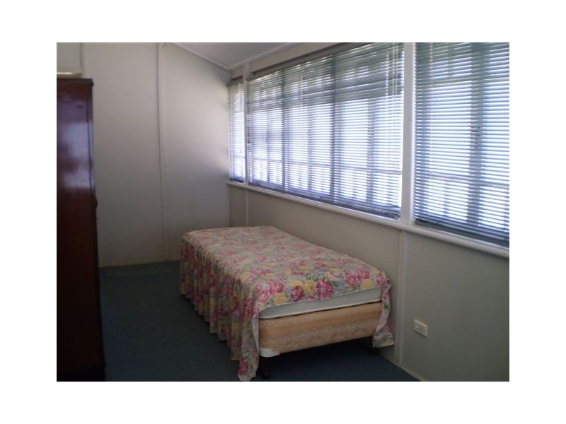 23 Brecknell Street, The Range QLD 4700