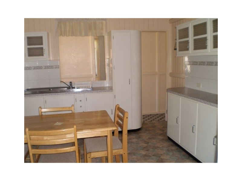 23 Brecknell Street, The Range QLD 4700