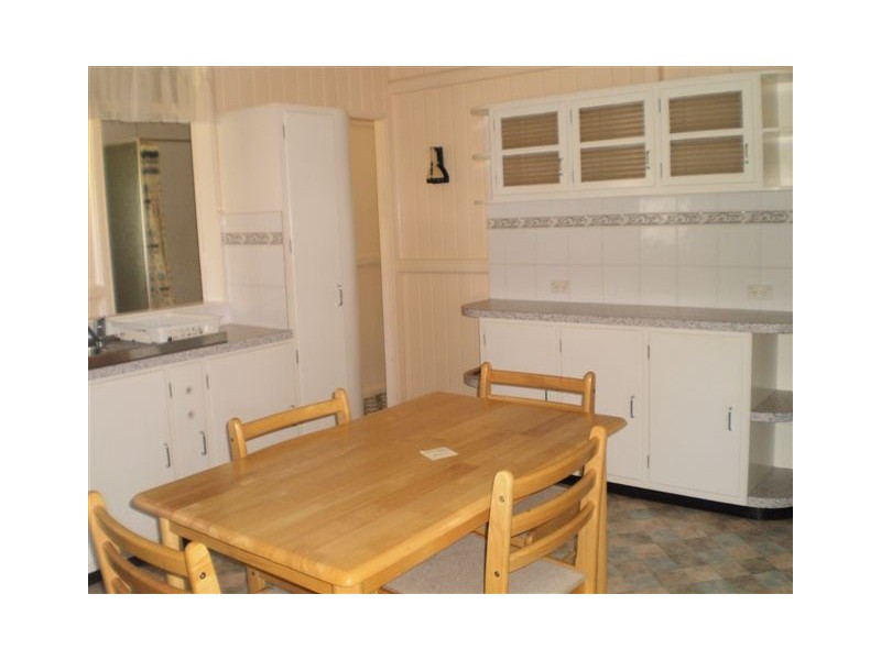 23 Brecknell Street, The Range QLD 4700