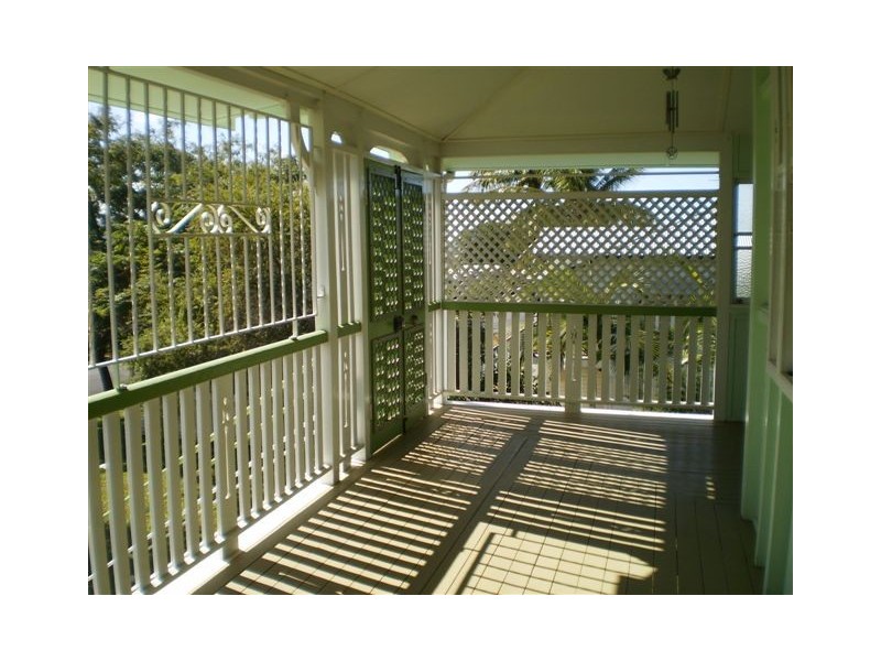 23 Brecknell Street, The Range QLD 4700