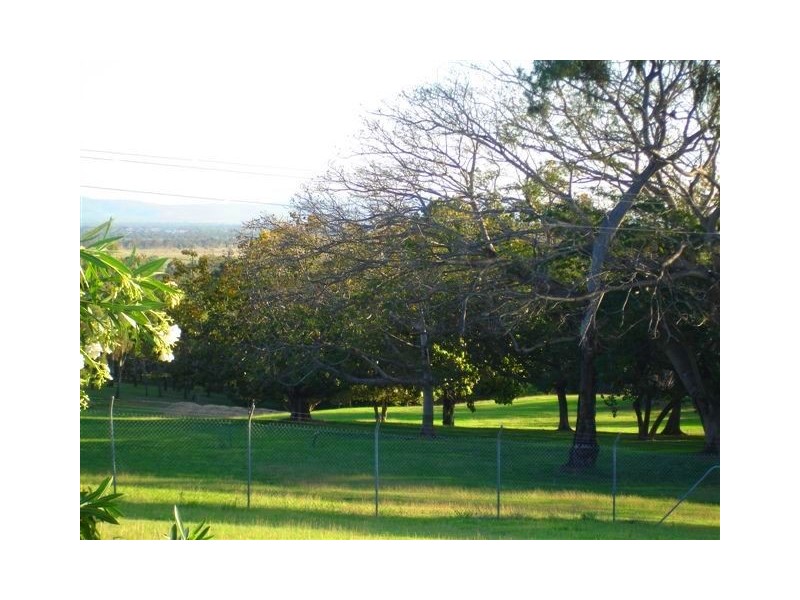 342 Agnes Street, The Range QLD 4700