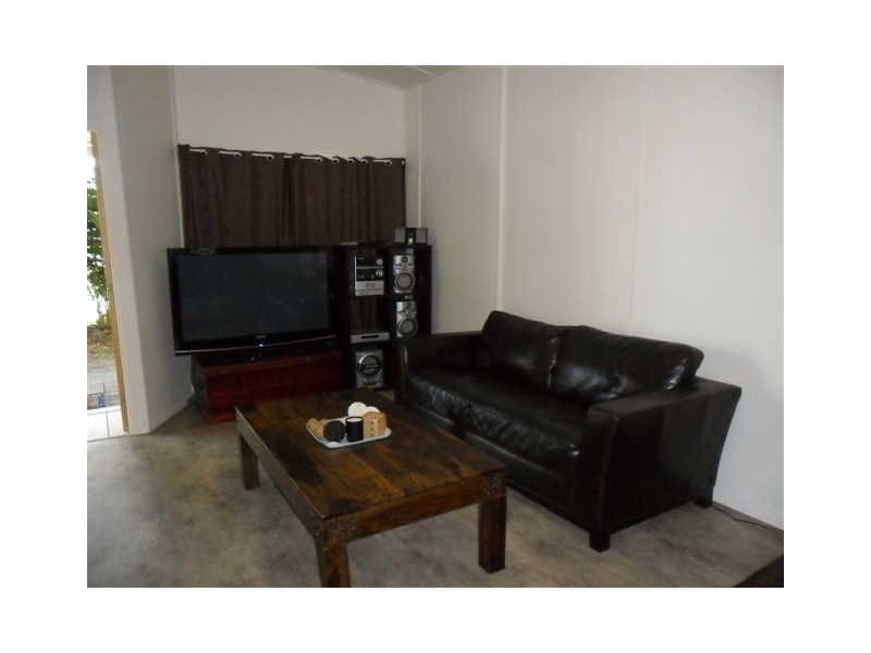 19 Roden Street, Keppel Sands QLD 4702