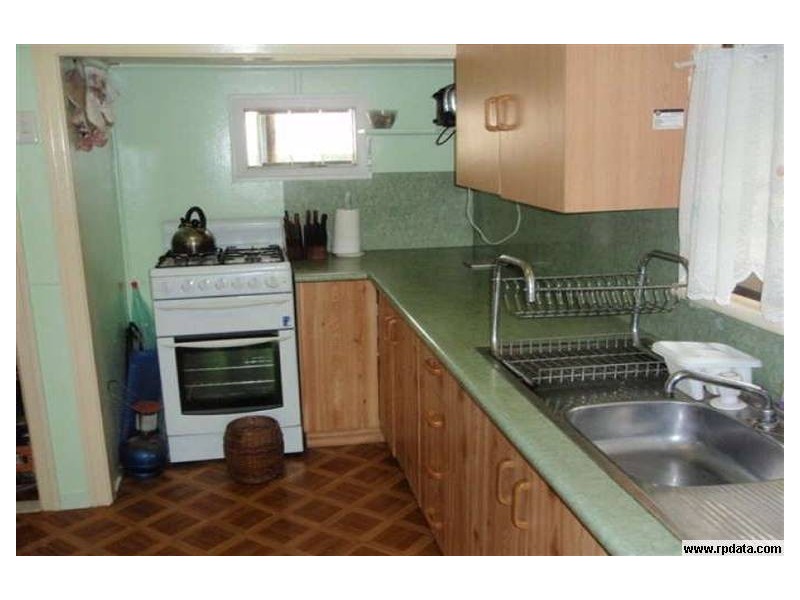 16 Anderson Street, Allenstown QLD 4700