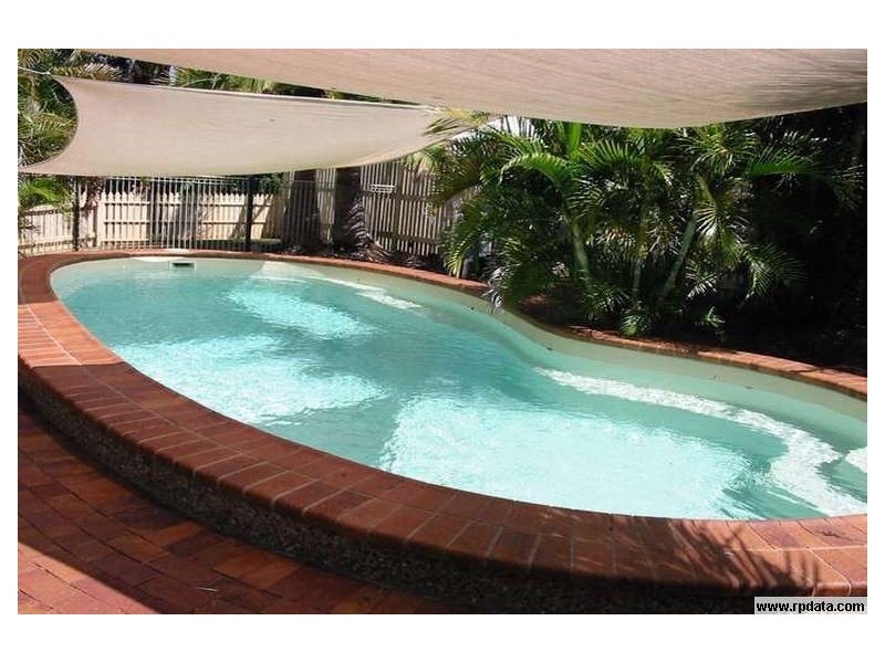 4 Esme Place, Gracemere QLD 4702