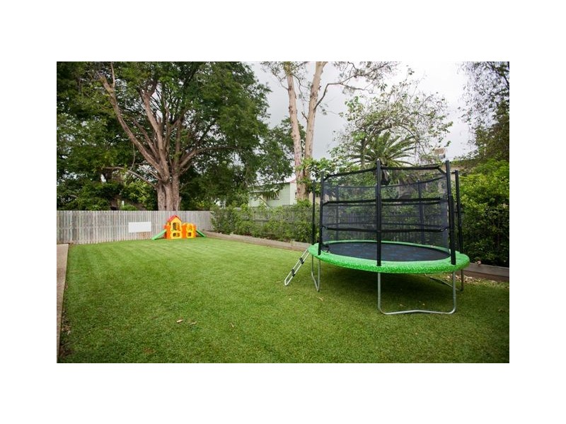 27 Glencoe Street, The Range QLD 4700