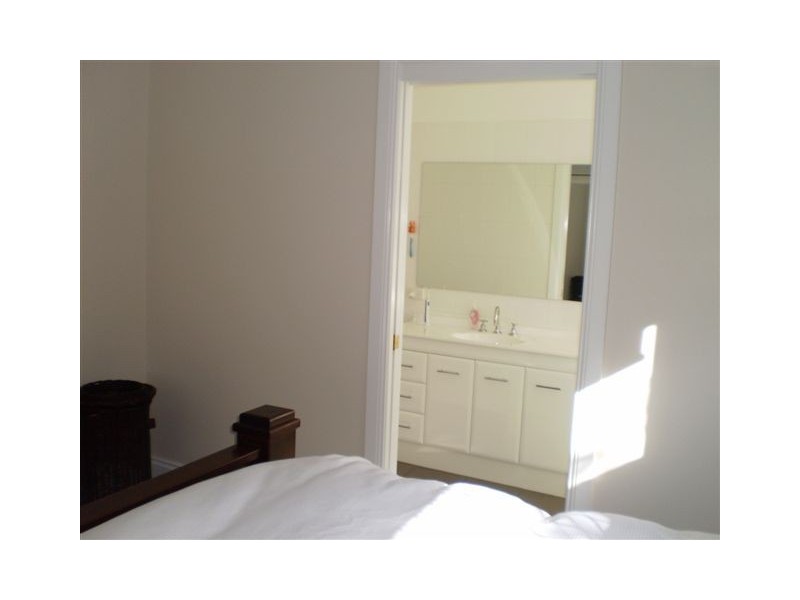 27 Glencoe Street, The Range QLD 4700