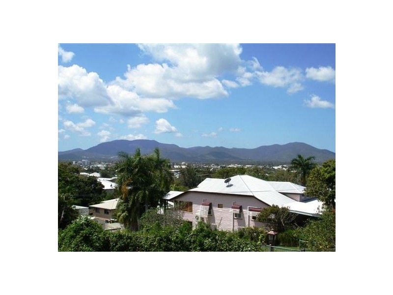 75 Glencoe Street, The Range QLD 4700