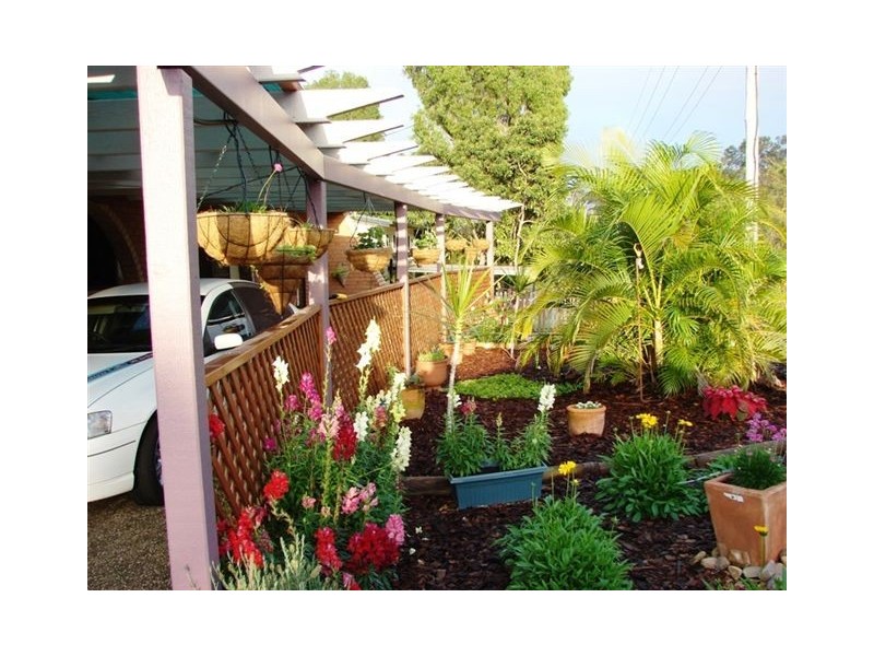 9 Hartwig Street, The Range QLD 4700