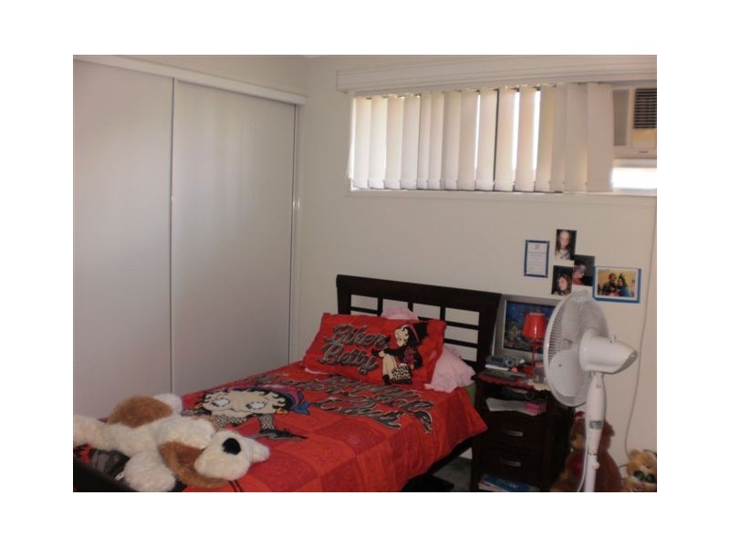 58 Buzacott Street, Park Avenue QLD 4701