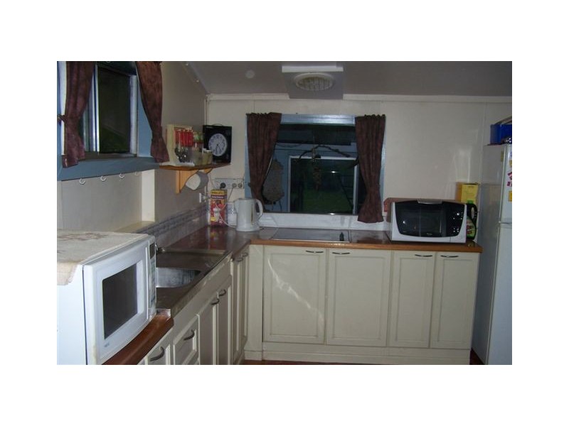 21  Langmorn Street, Raglan QLD 4697
