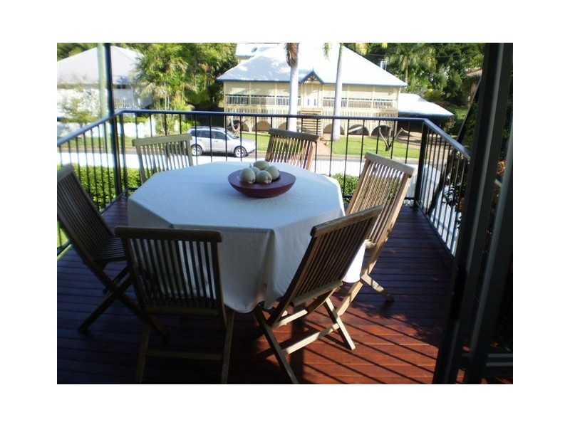 38 Cousins Street, The Range QLD 4700