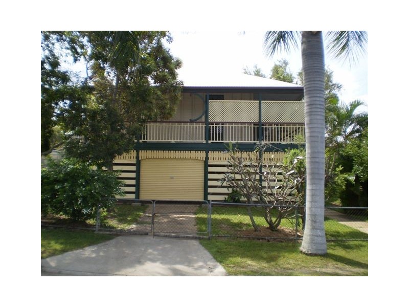 16 Cousins Street, The Range QLD 4700