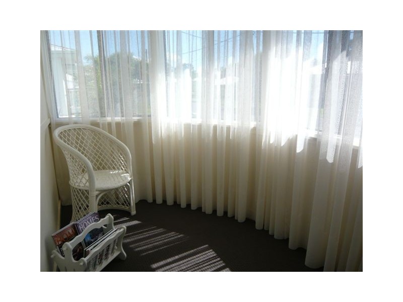 3 Barry Street, Wandal QLD 4700