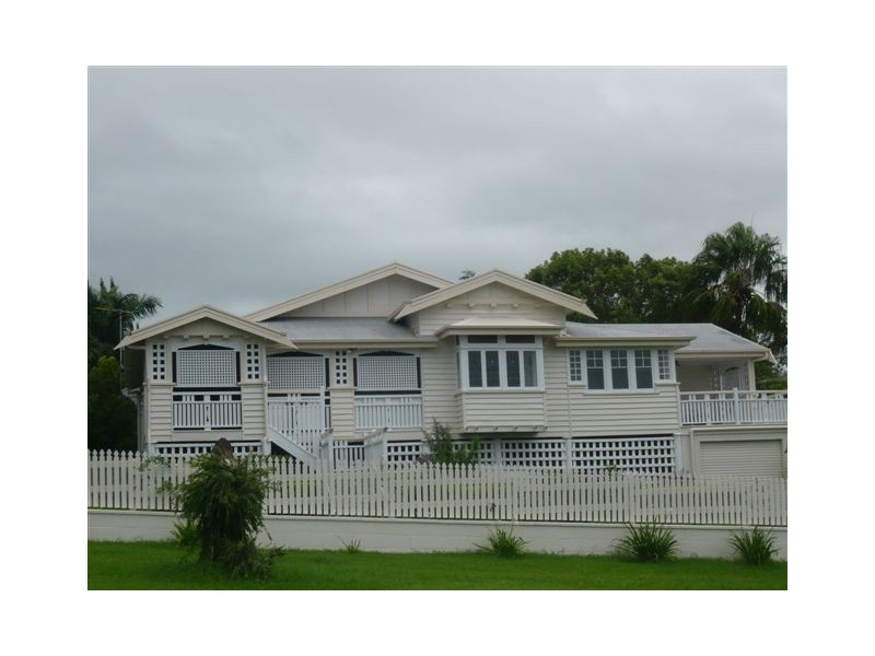 62 Cambridge Street, The Range QLD 4700
