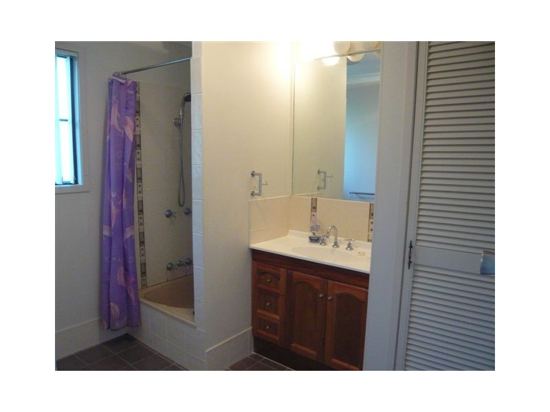 103 Robinson Street, Frenchville QLD 4701