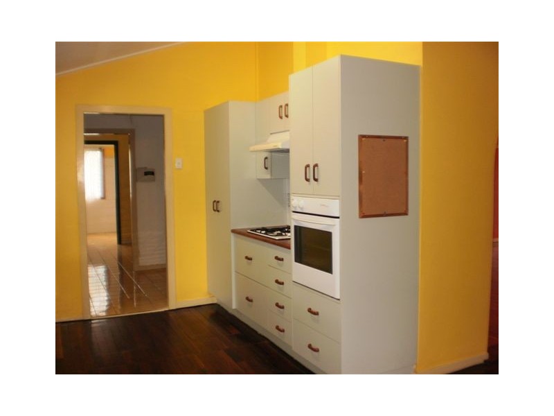 7 Kirkellen Street, Berserker QLD 4701