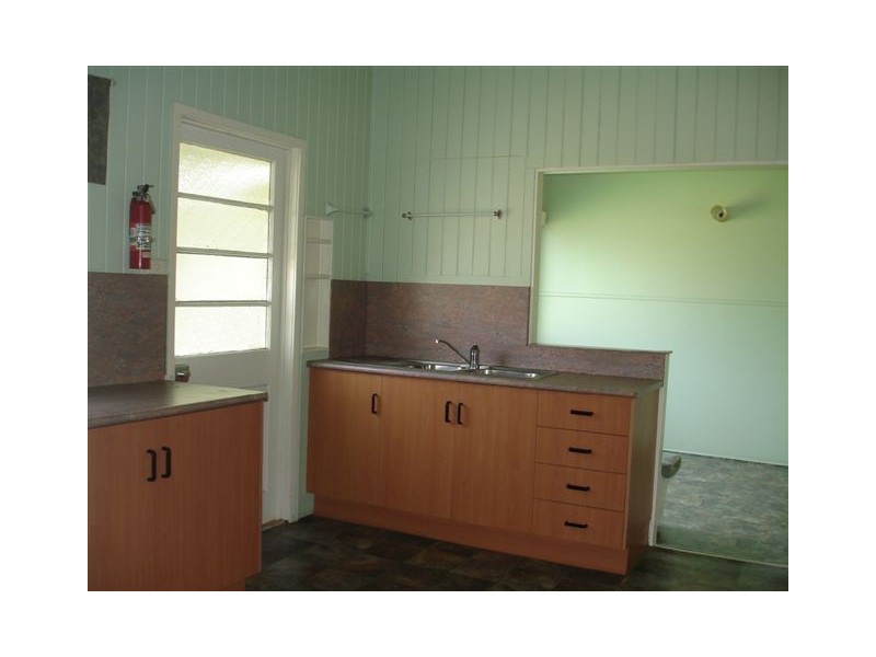 135 Fitzroy Street, Rockhampton QLD 4700