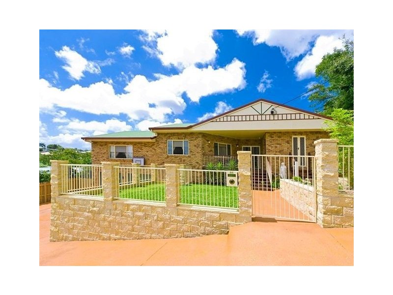 86 Little Glencoe Street, The Range QLD 4700