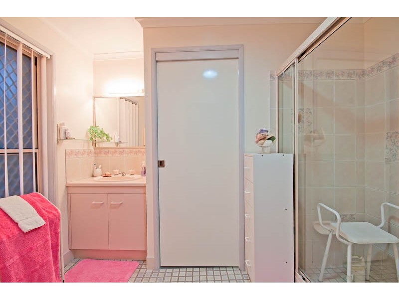 8 McRae Place, Frenchville QLD 4701