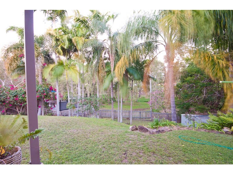 8 McRae Place, Frenchville QLD 4701