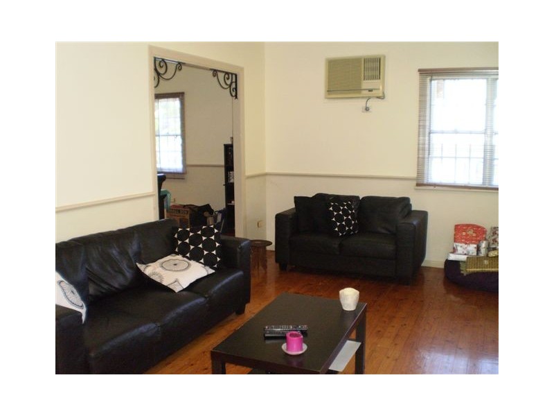 64 Jardine Street, West Rockhampton QLD 4700