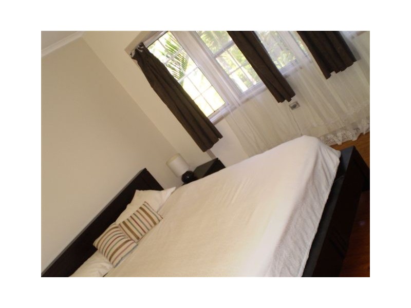 64 Jardine Street, West Rockhampton QLD 4700