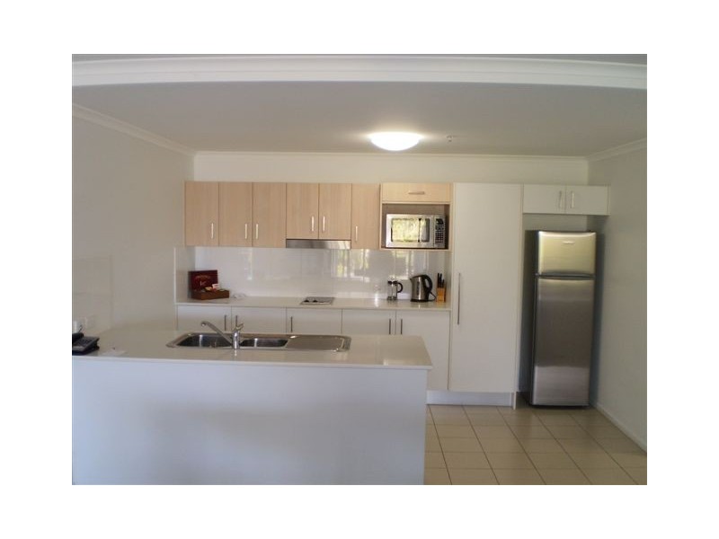 203/102-108 Victoria Parade, Rockhampton City QLD 4700