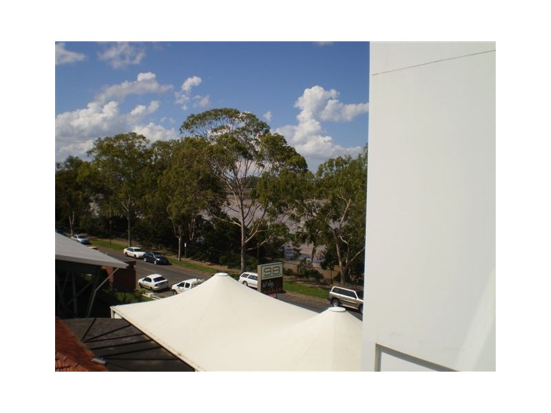203/102-108 Victoria Parade, Rockhampton City QLD 4700