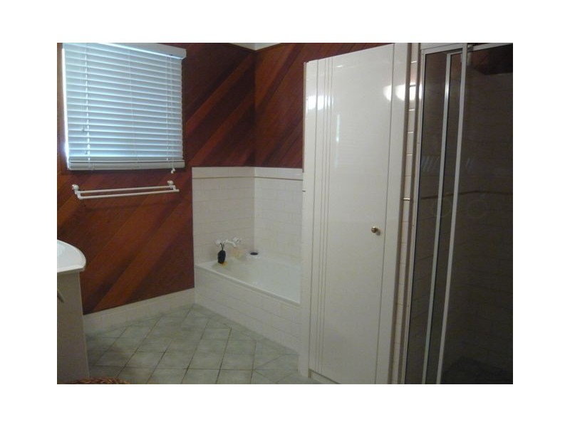 327 Irving Avenue, Frenchville QLD 4701