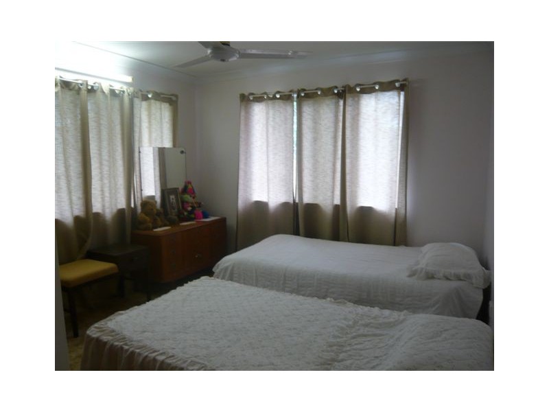 95 Livingstone Street, Berserker QLD 4701