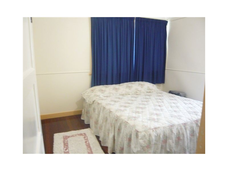 95 Livingstone Street, Berserker QLD 4701